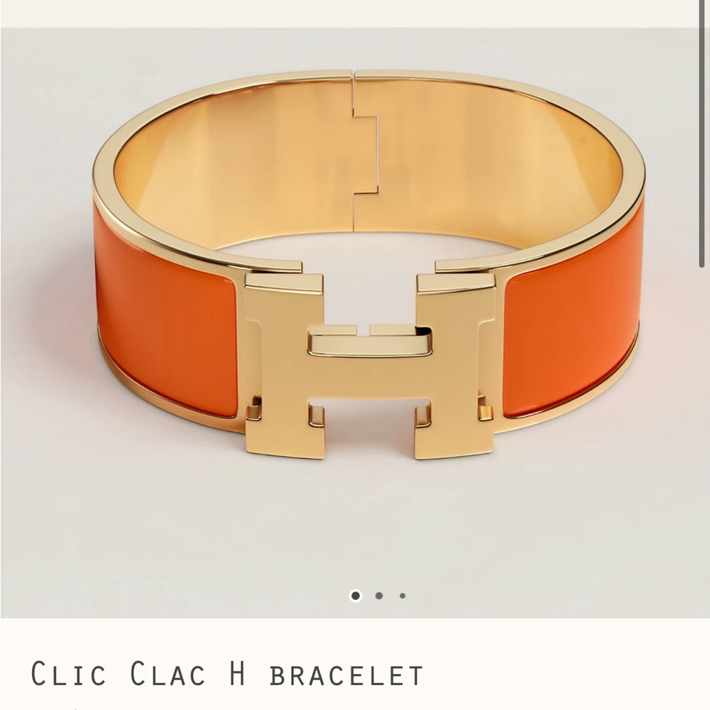 Hermes’ Clic Clac Bracelet (Thick style- Orange)